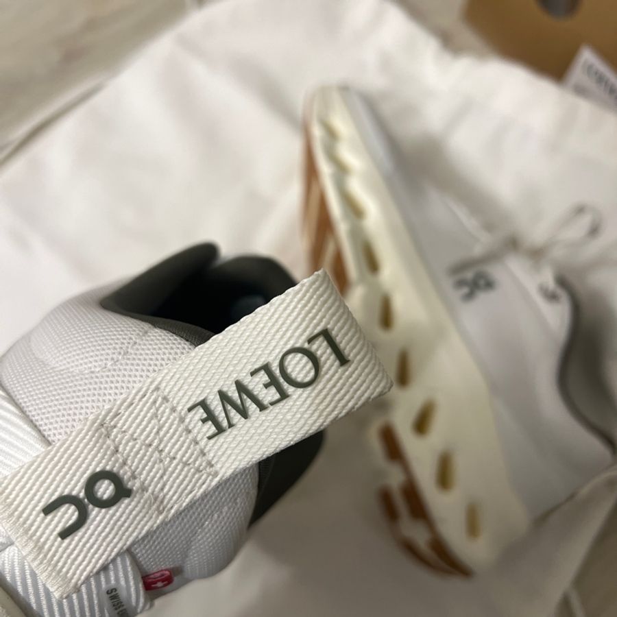Loewe x On 聯名運動鞋-3