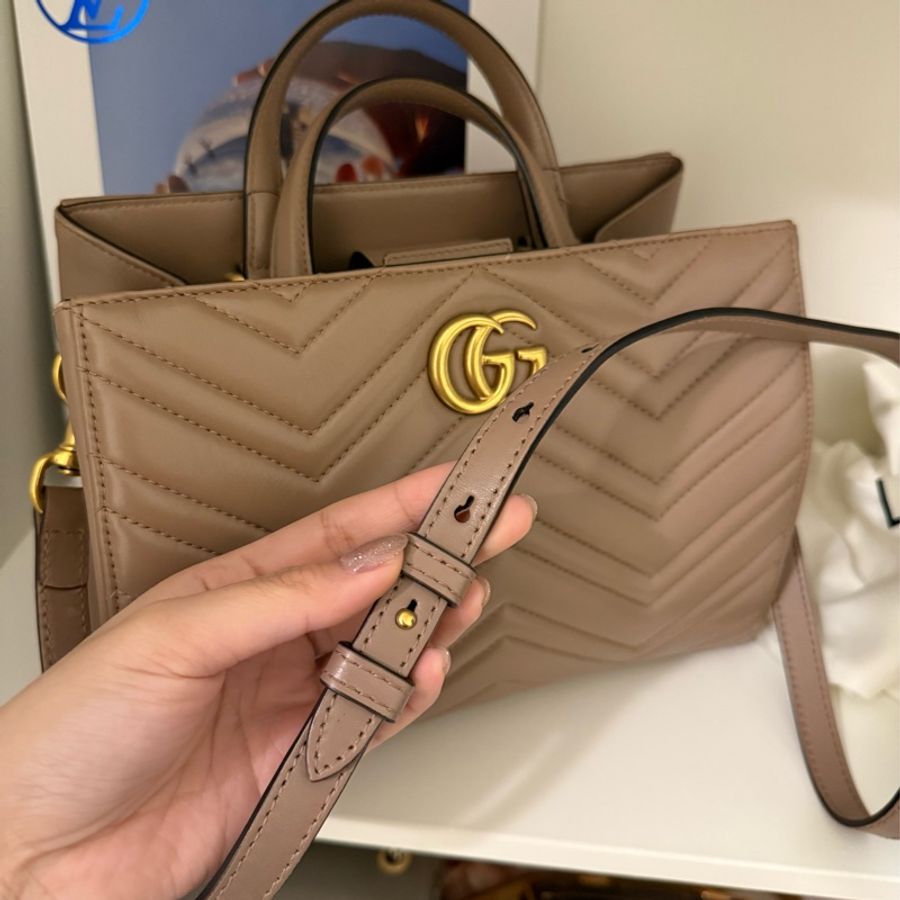 Gucci GG Marmont 手提/肩背包-17