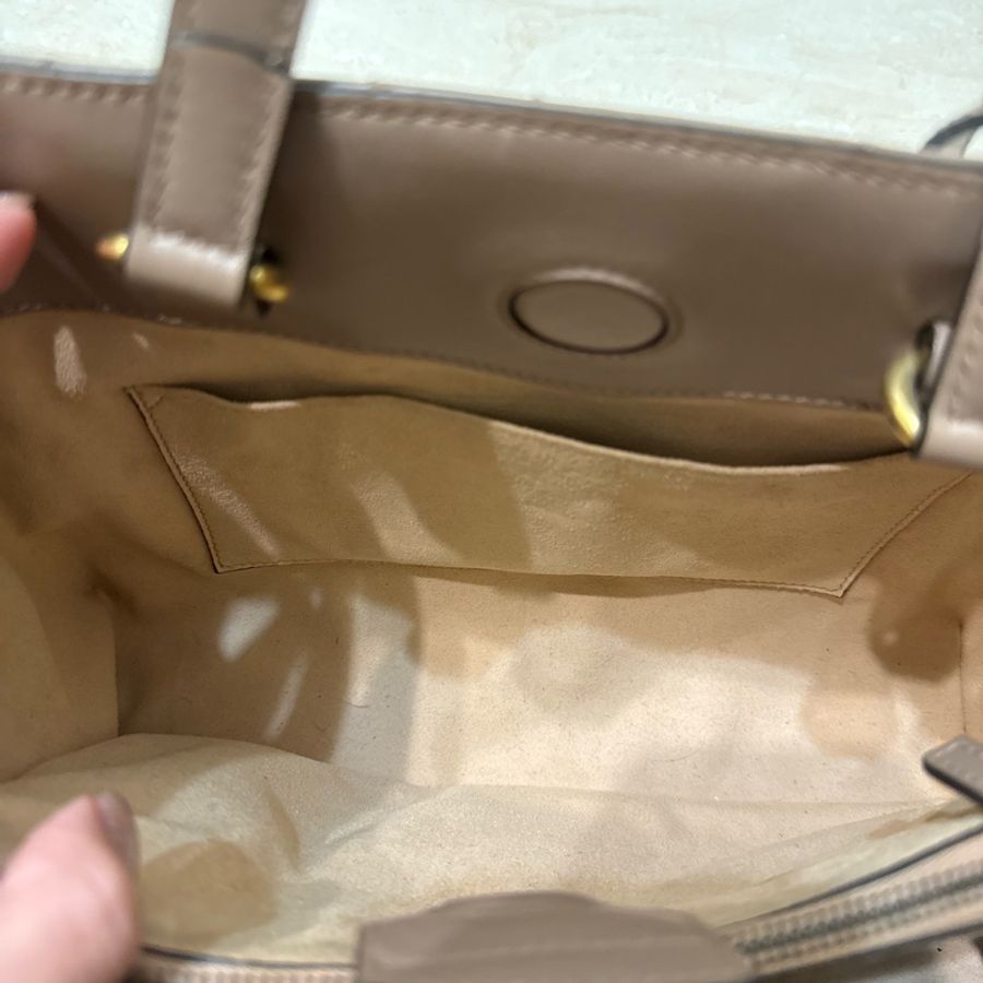 Gucci GG Marmont 手提/肩背包-23