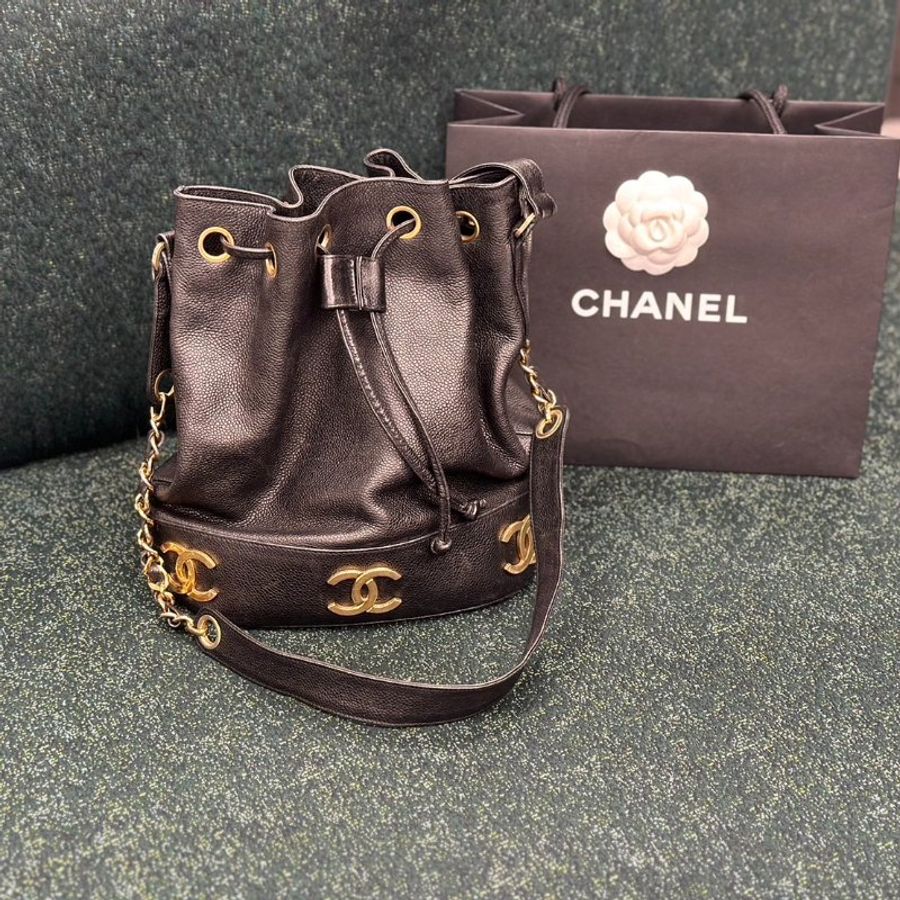出清大優惠❤️CHANEL❤️牛皮大C水桶包🔥帥氣辣酷甜-3