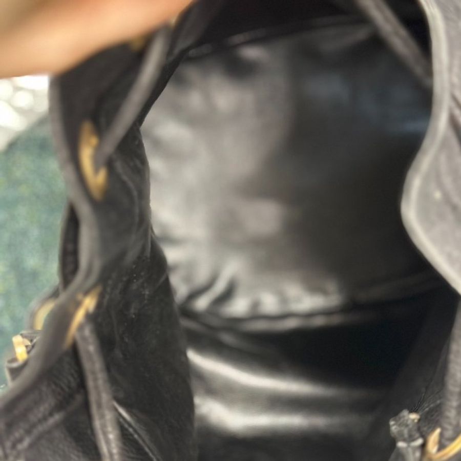 出清大優惠❤️CHANEL❤️牛皮大C水桶包🔥帥氣辣酷甜-24
