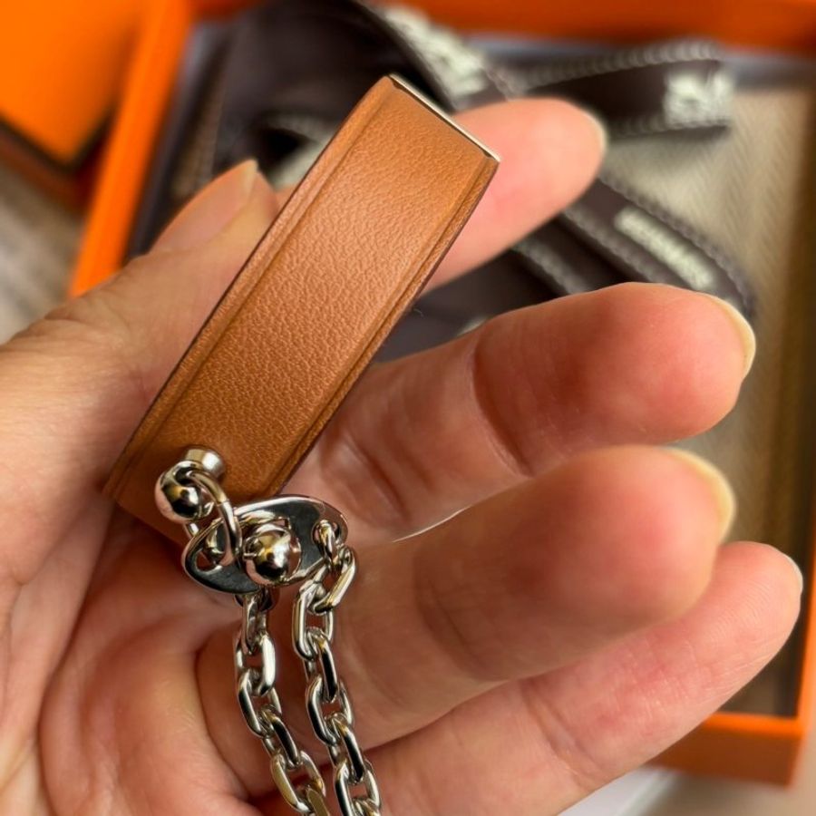 ::HERMES:: Kelly Glove Clip棕色銀釦凱莉手套夾 手套釦-5