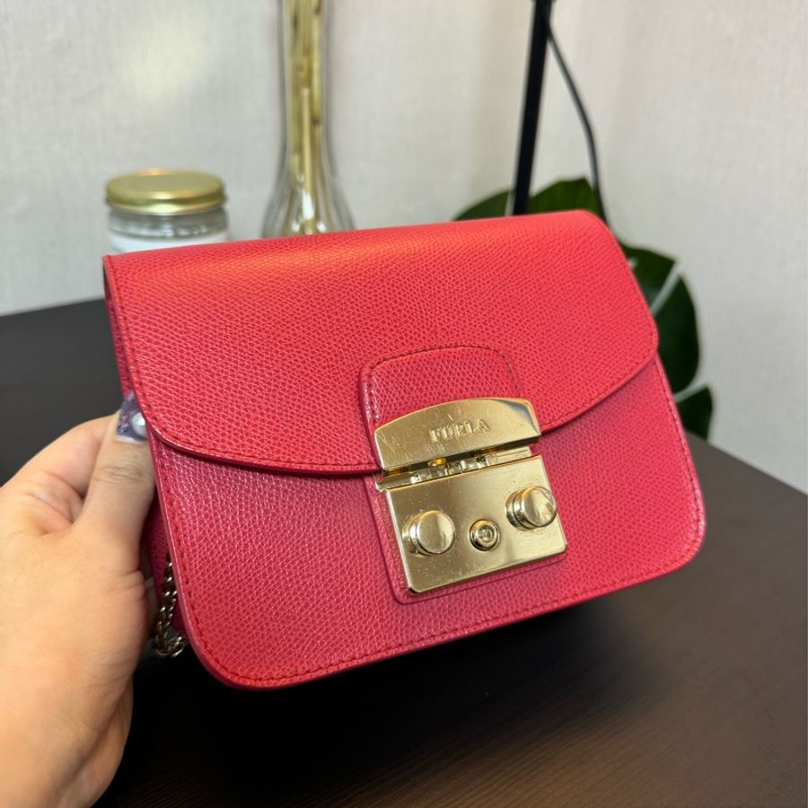 FURLA METROPOLIS RUBY RED 斜背包-1