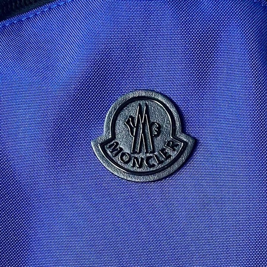 🔹全新品🔹Moncler 藍色 Pierrick 尼龍 大型 後背包-6
