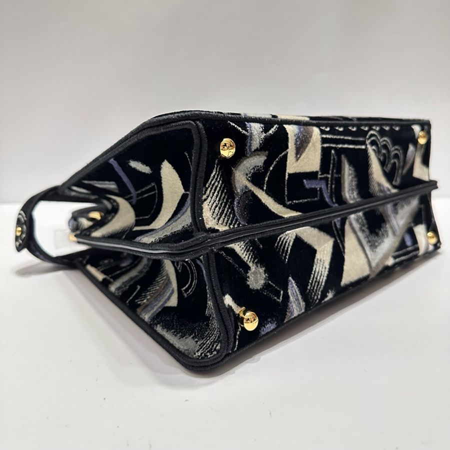 Peekaboo ISeeU Medium-14