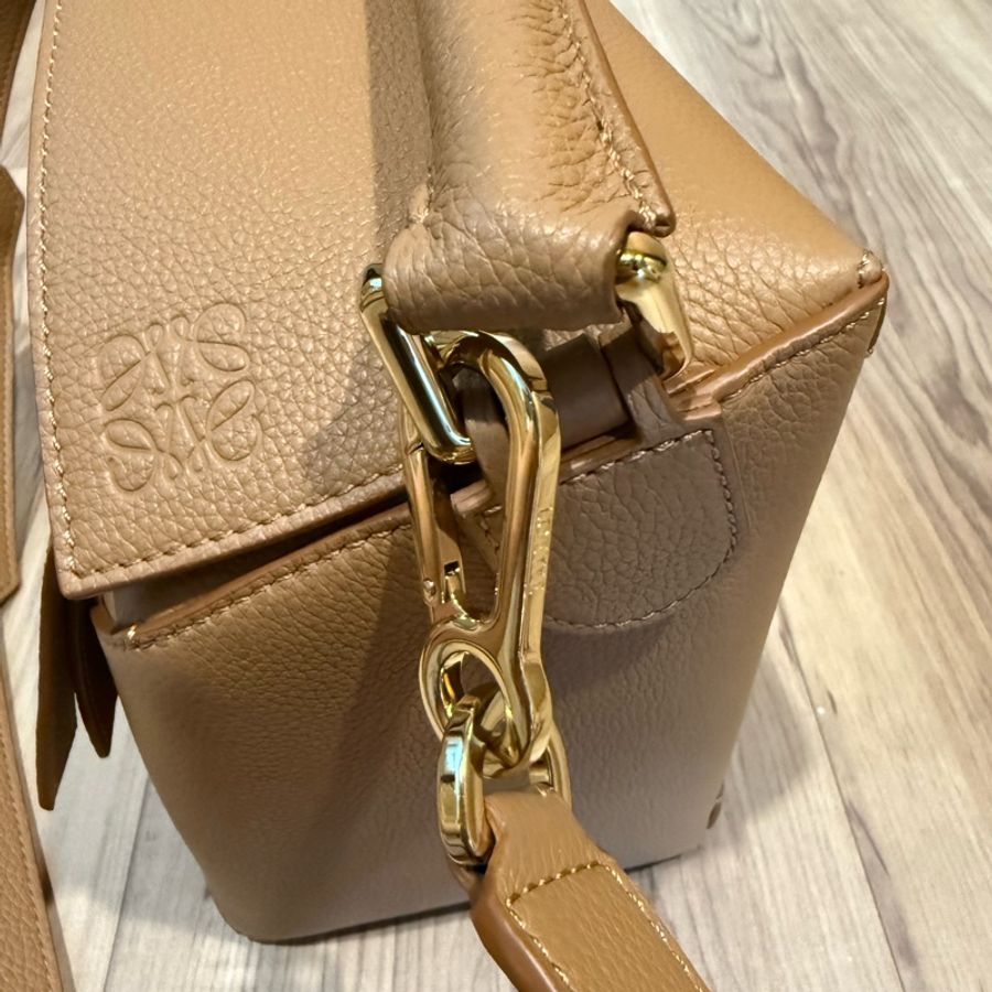 Loewe Puzzle 太妃糖色-9