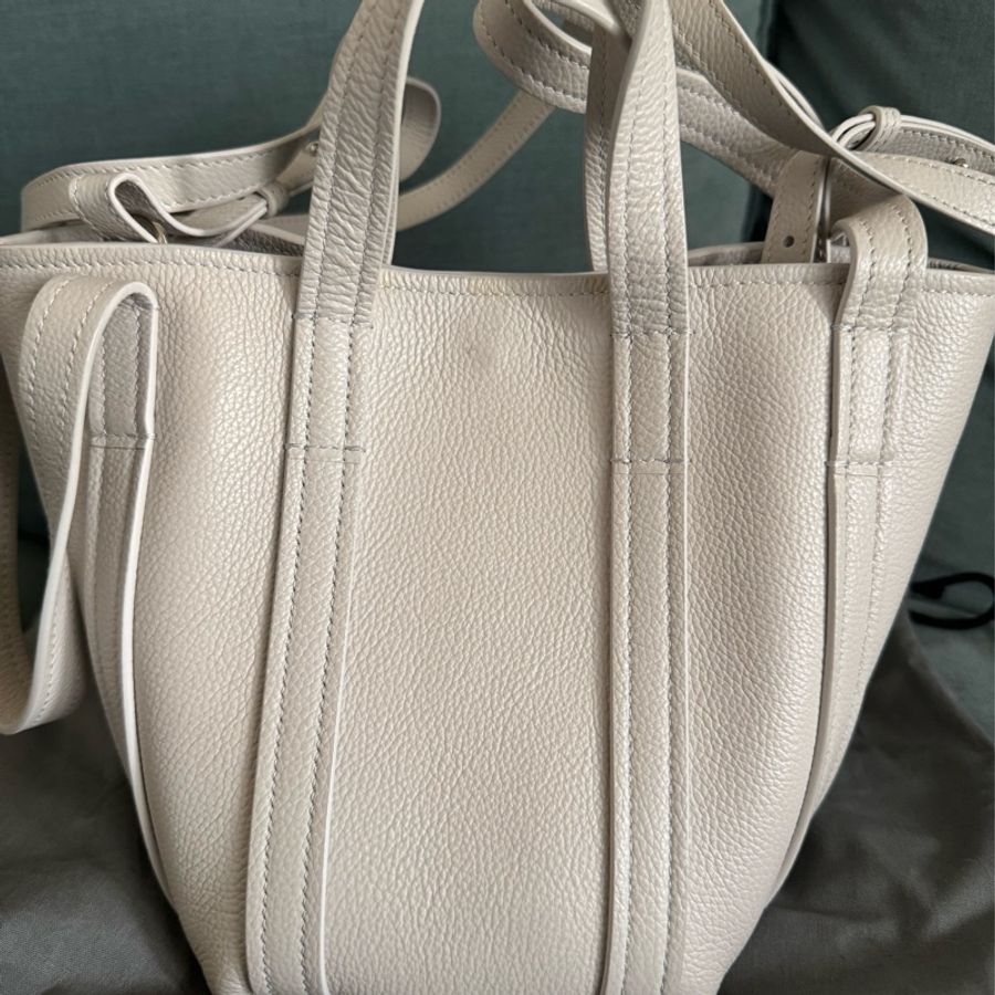 Balenciaga Every day S號 水桶包-1