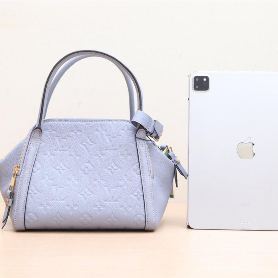 LOUIS VUITTON(路易威登) Marais LOGO壓紋 手提包 藍色-2