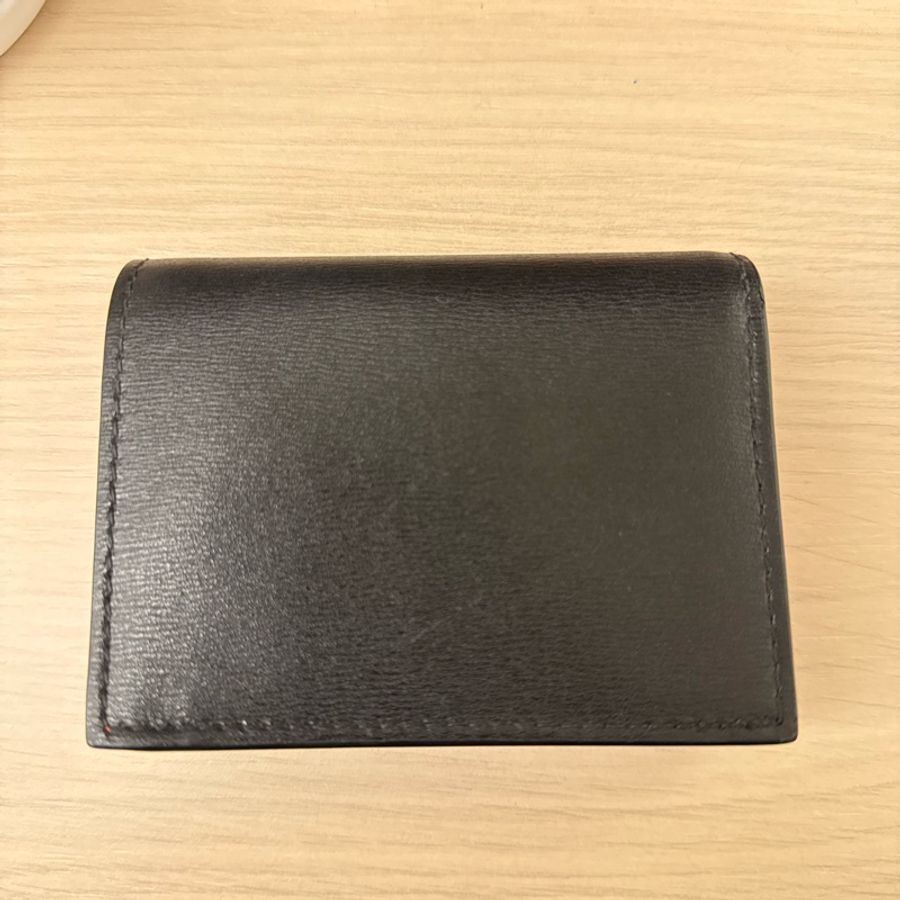 [9成新僅用過一次]Salvatore Ferragamo 經典logo黑色短夾-7
