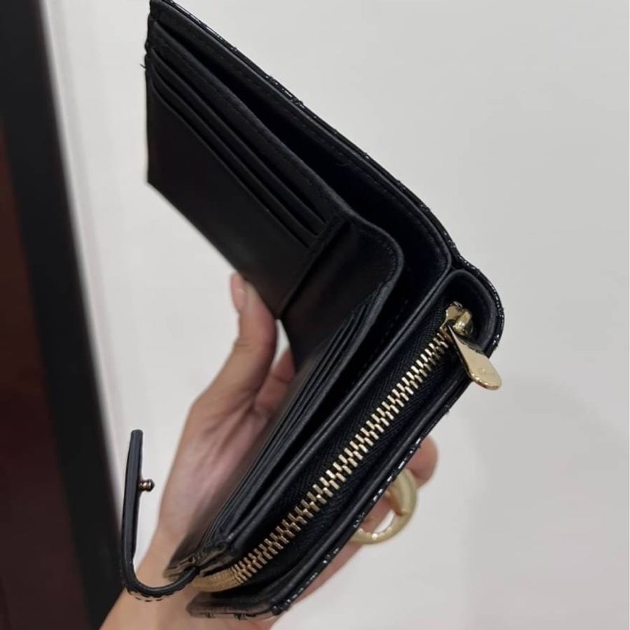 Dior 迪奧 Lady Dior藤格纹亮面 黑色經典金logo 皮夾 短夾 錢包-8
