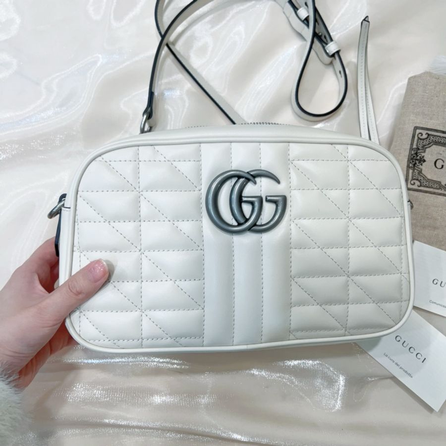 ෆ 𝙂𝙪𝙘𝙘𝙞 𝟮𝟬𝟮𝟯新款 GG Marmont相機包 珍珠白🫧-6