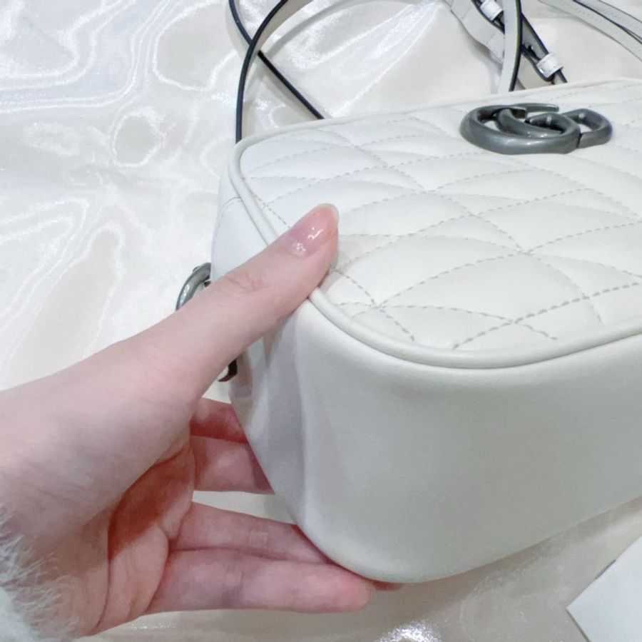 ෆ 𝙂𝙪𝙘𝙘𝙞 𝟮𝟬𝟮𝟯新款 GG Marmont相機包 珍珠白🫧-7