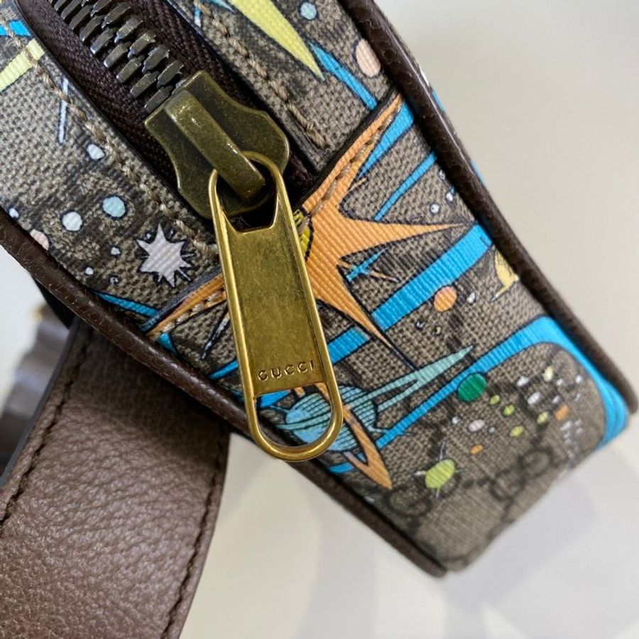 🔹全新品🔹 GUCCI x Disney 唐老鴨 限量 聯名款 拉鍊 皮帶 兩用 胸口包 腰包-6