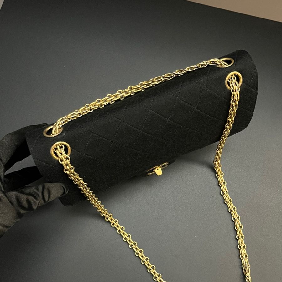 （24K黃金鏈條 極新） Chanel 香奈兒 黑金 CF23 雙翻蓋 專櫃38萬 斜背+單肩+腋下包-12