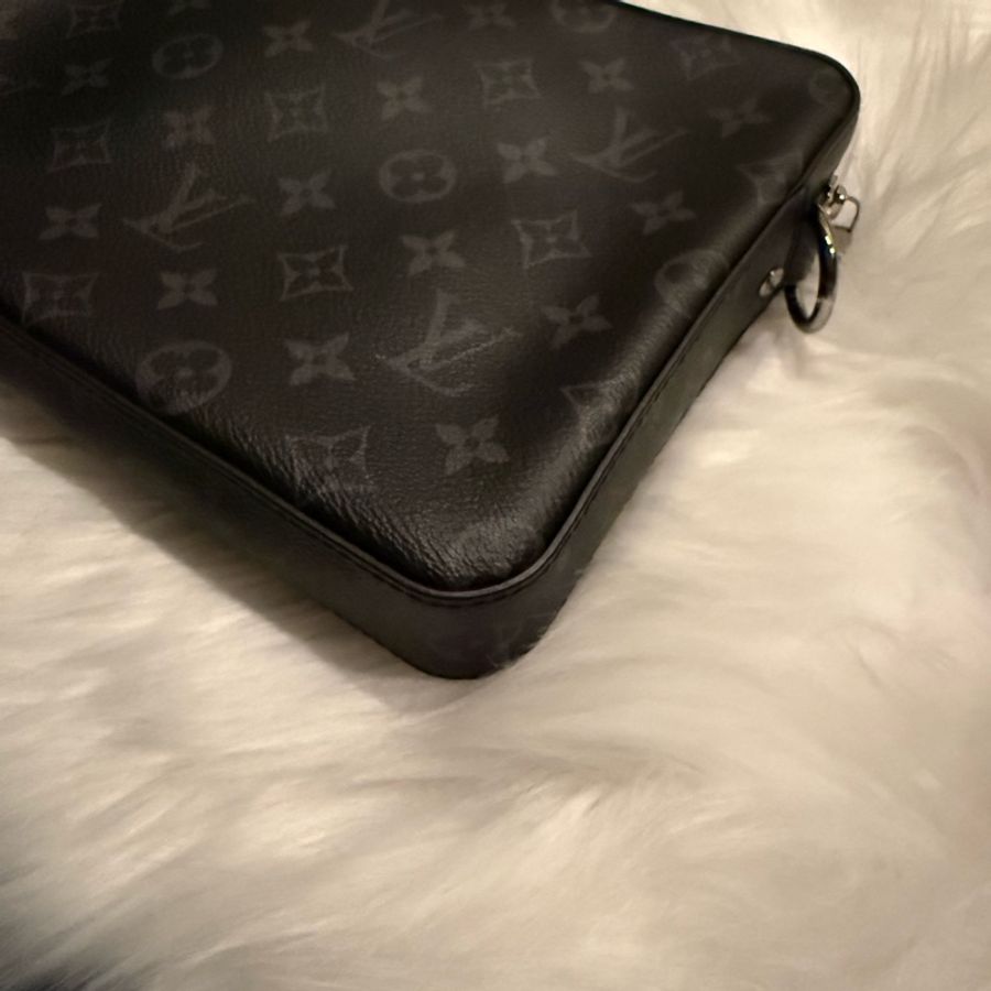 Louis Vuitton 路易威登 LV 三合一郵差包 Trio 斜背包 黑武士 灰色/黑色 近全新-2