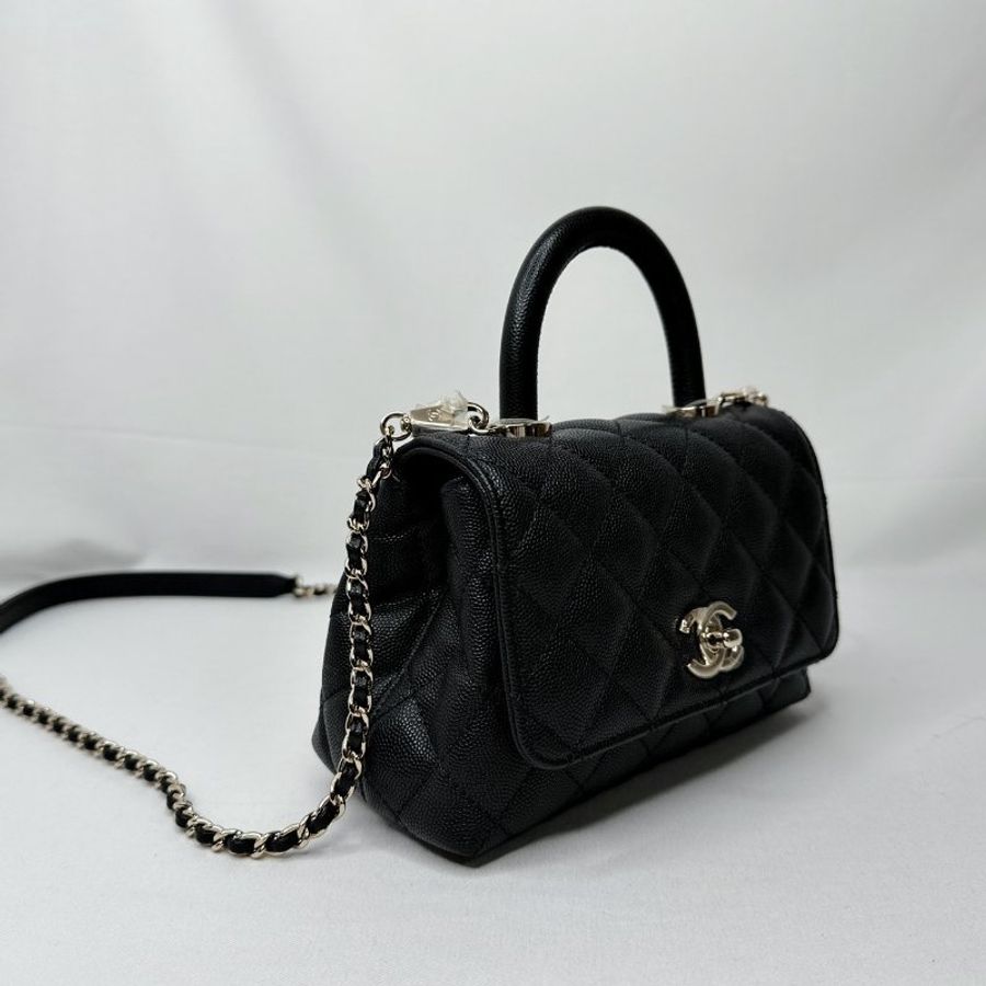 CHANEL 黑金牛Mini Coco handle-3