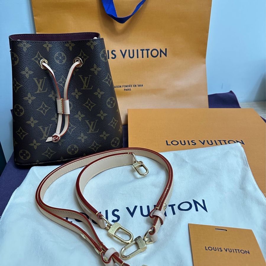LV Néonoé BB-18