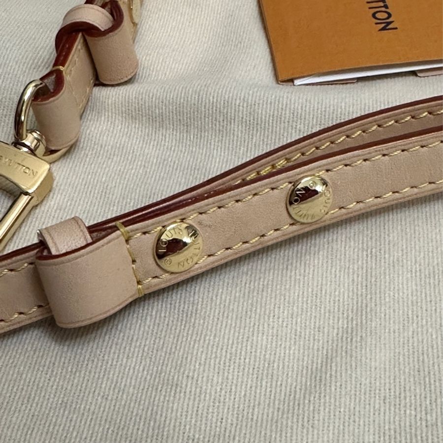 LV Néonoé BB-19