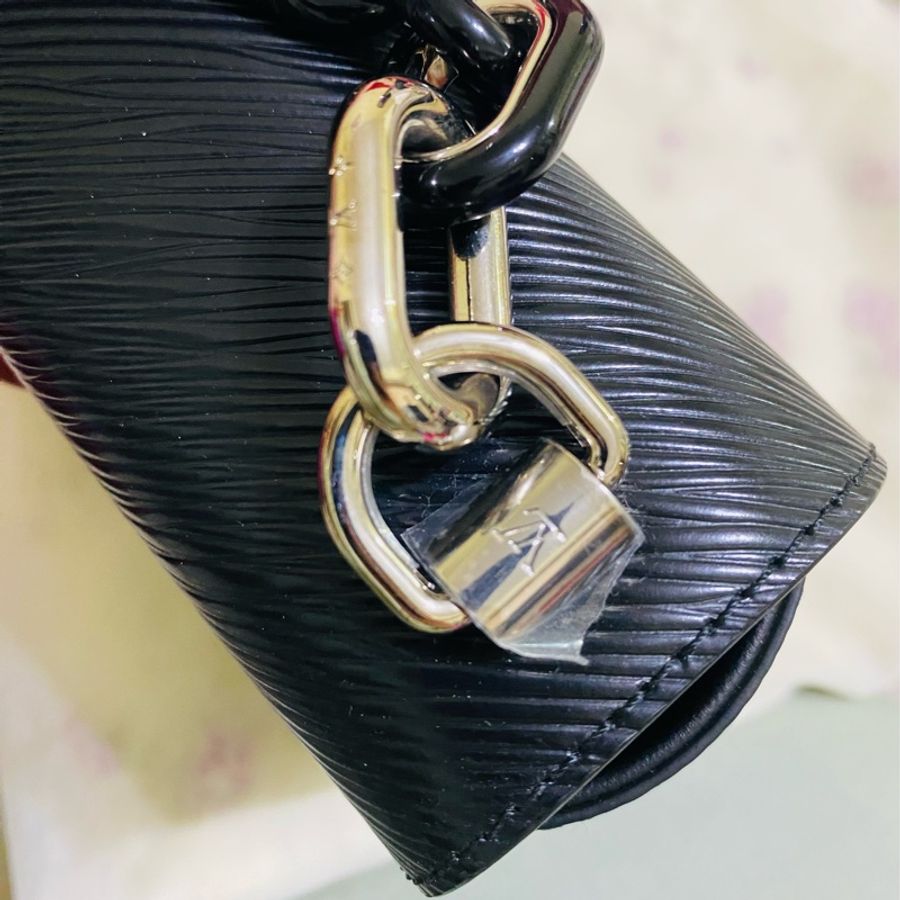 LV 草間彌生聯名款 twist 水波紋包-32
