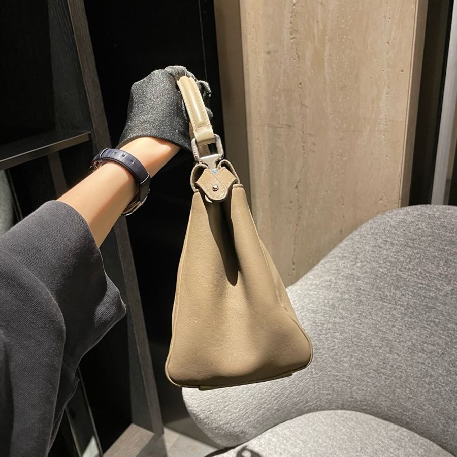 99新✨超可愛❤️ #Fendi #芬迪 #peekboo #mini #躲貓貓-7