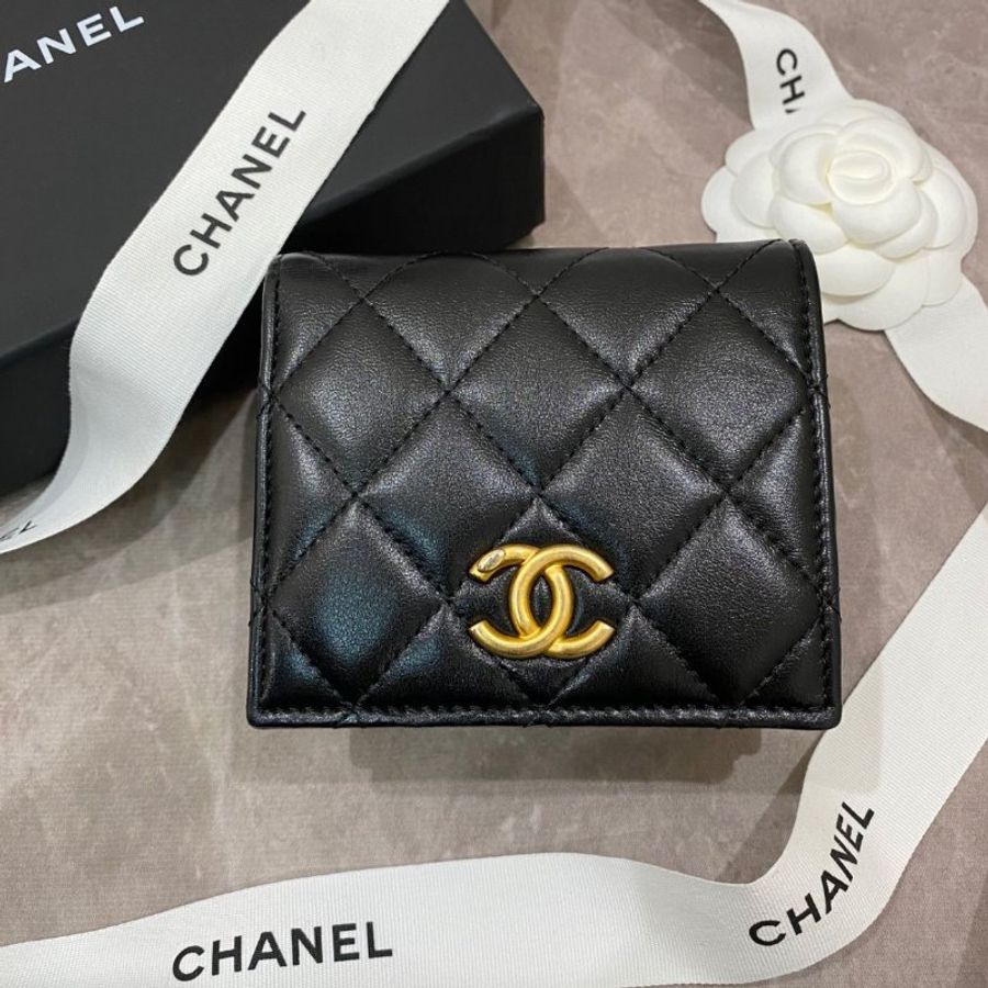【Chanel二手稀有款】CHANEL 翻蓋皮夾 小羊皮黑色-6