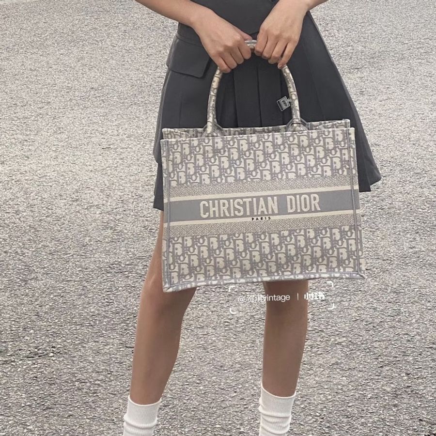 ෆ Dior book tote大象灰色中號🩶Angela baby同款-4