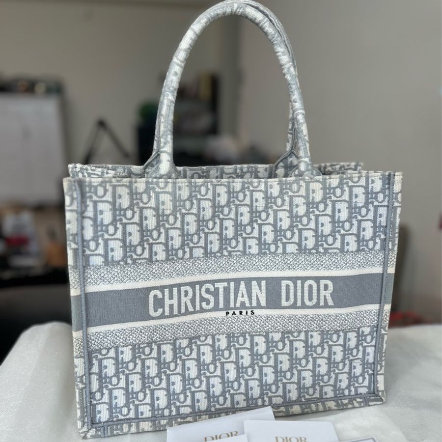 ෆ Dior book tote大象灰色中號🩶Angela baby同款-7