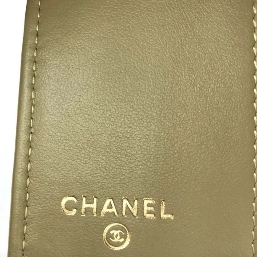 【Chanel冷門色二手】Chanel Boy 三折迷你皮夾 魚子醬皮 卡其色 金釦 抹茶色-6