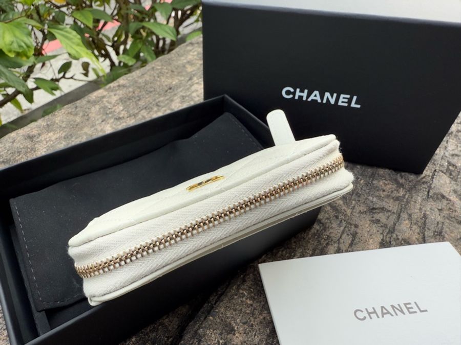 全新CHANEL香奈兒 AP0216 淺灰色金扣ㄇ字拉鍊三層零錢包-4