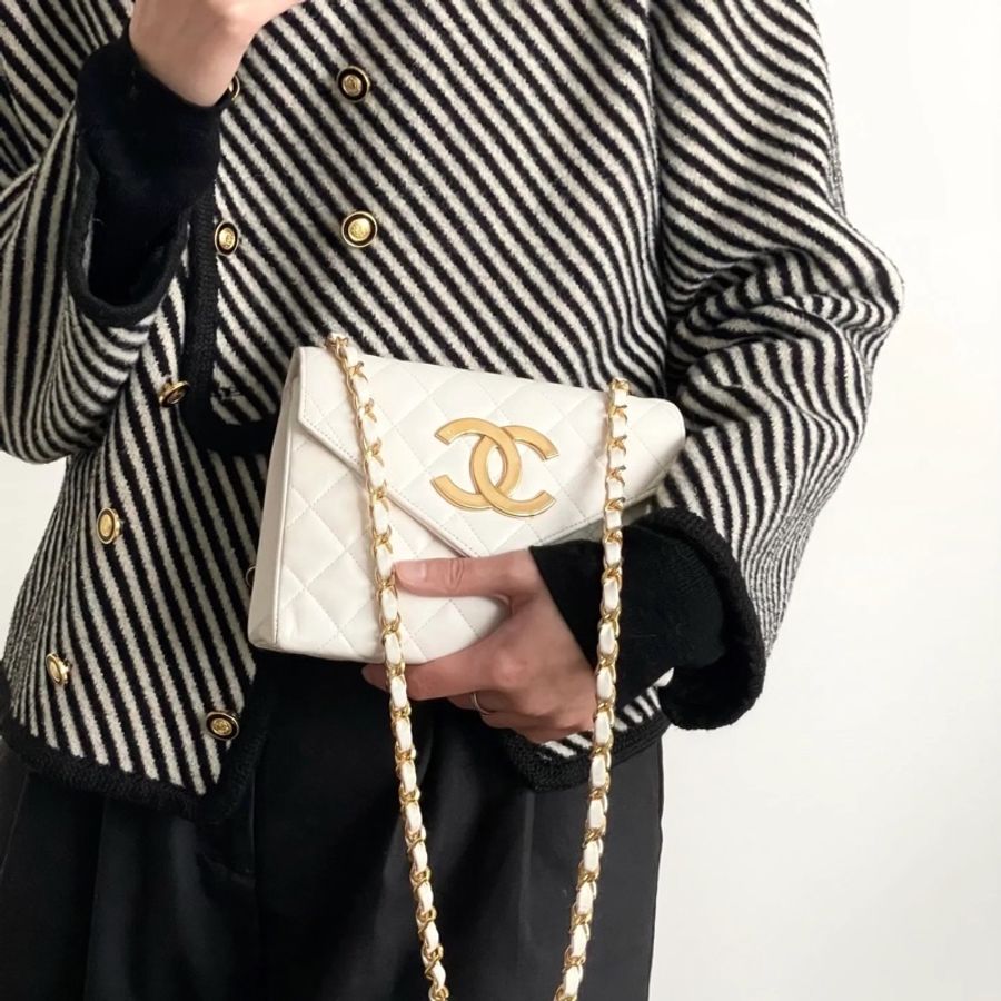 Chanel 經典大LOGO 白金信封口蓋包 #白雪公主✨ #保卡鐳標齊全✔️ #CF20-3