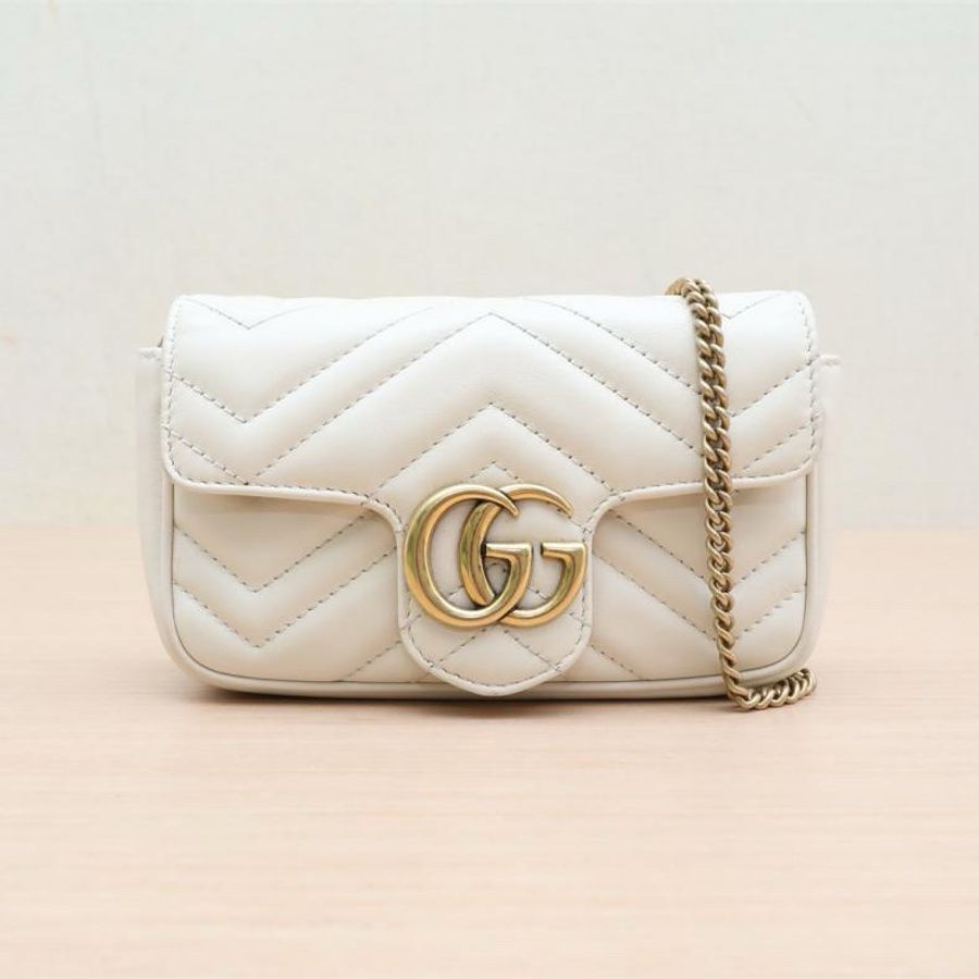 GUCCI(古馳) GG Marmont 肩背包 超Mini 16.5 白色 金扣-0