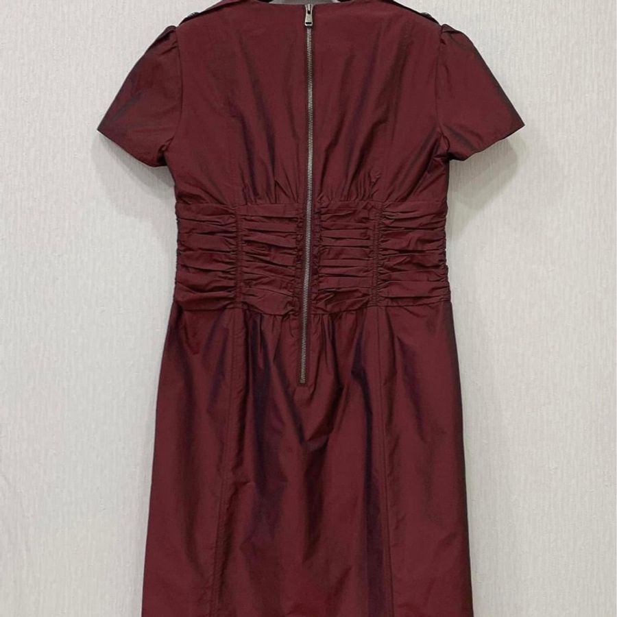 (日本製) Burberry 倫敦 暗紅色氣質洋裝(附襯裙)-2