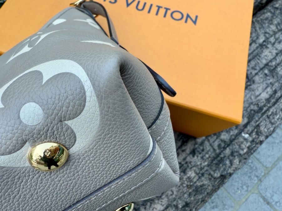 閒置新品Louis Vuitton全皮斑鳩灰奶茶色CarryAll PM斜背包M47180-8