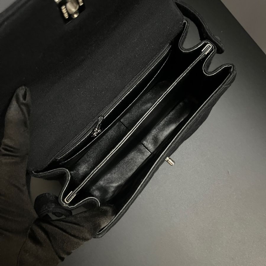 (巨好看😍)Chanel 香奈兒 黑銀CF25 菱格紋 單肩包 肩背包-17