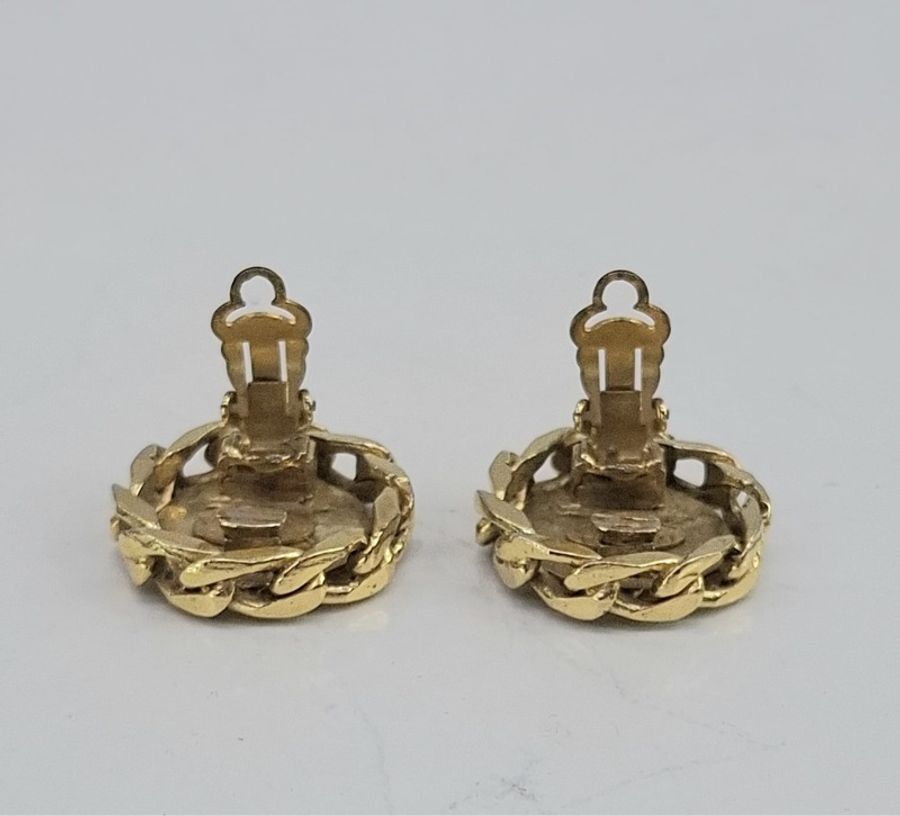 Vintage Chanel CC Logo Earrings-3