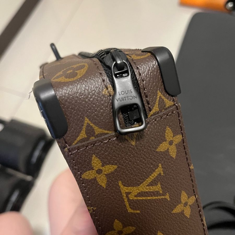 LV soft trunk 男 老花 箱包 斜跨包-10