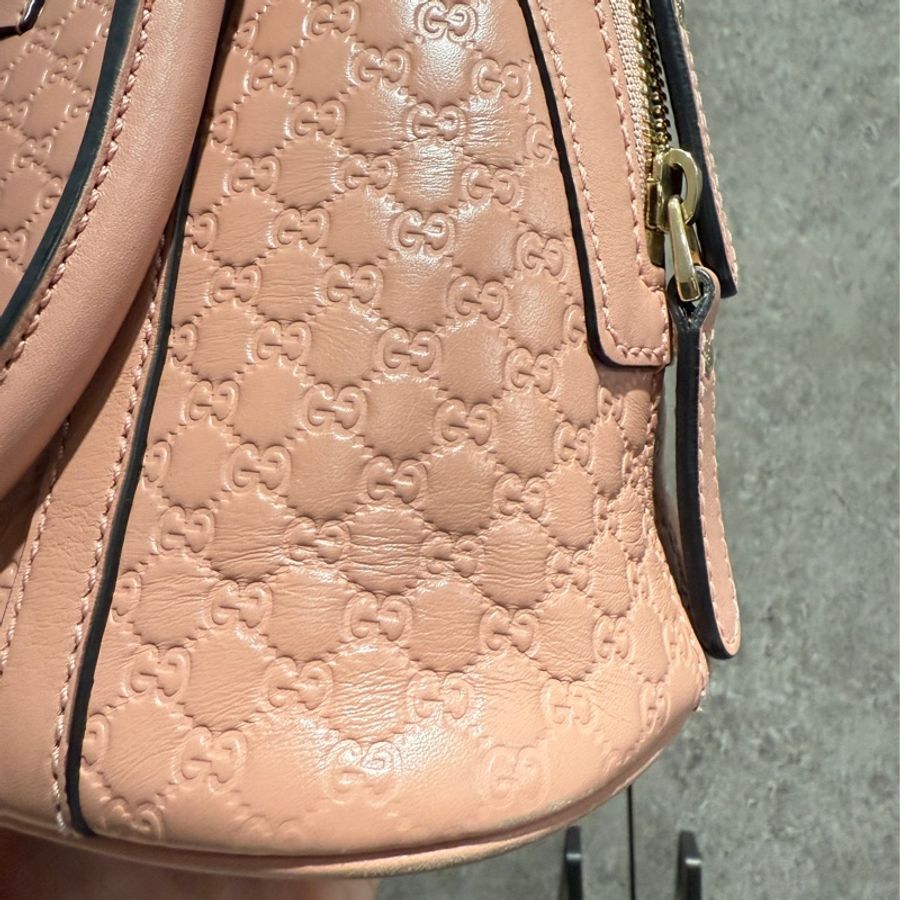 Gucci 壓紋貝殼包-24