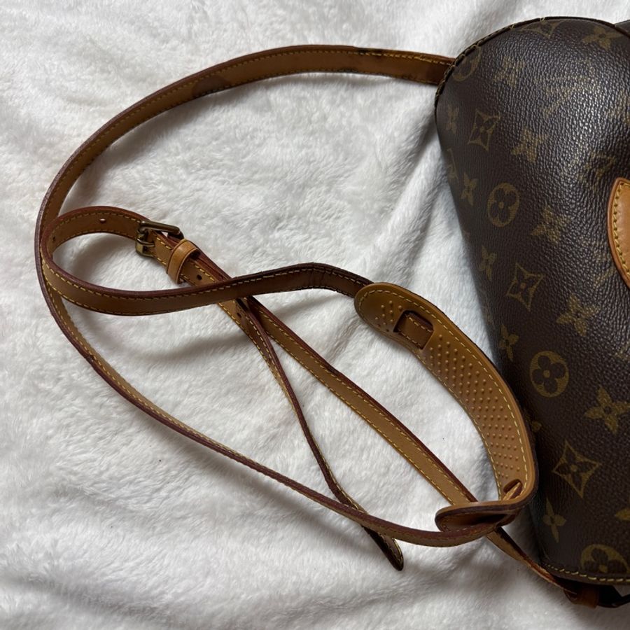 LV M42250-sologne馬鞍包-17