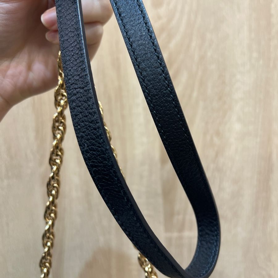 Gucci 黑牛皮Ophidia金釦斜背圓餅包-8