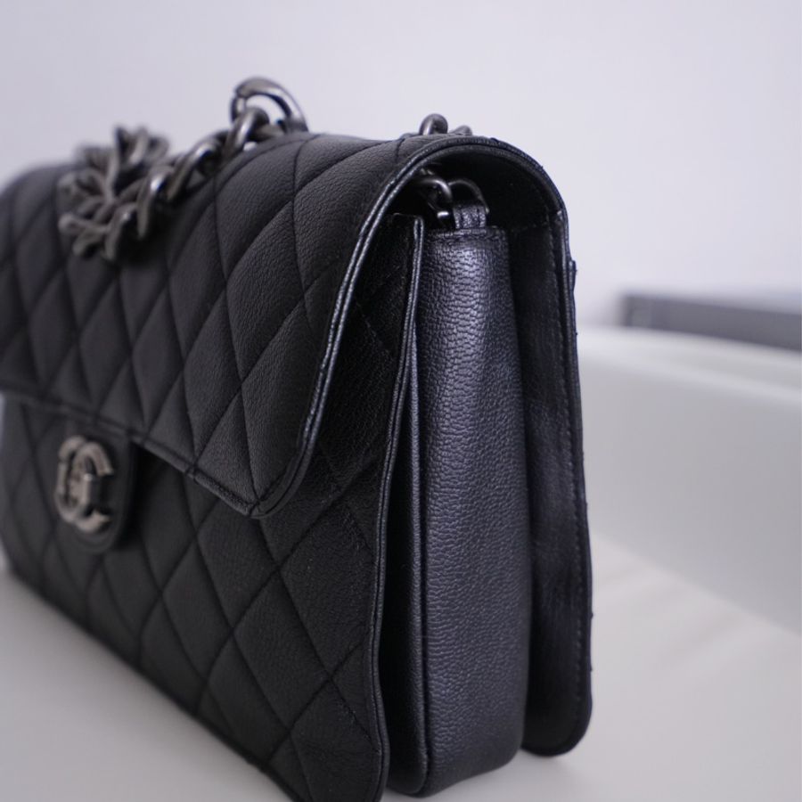 Chanel 帥氣多種背法肩背包 容量大 黑銀荔枝皮-3