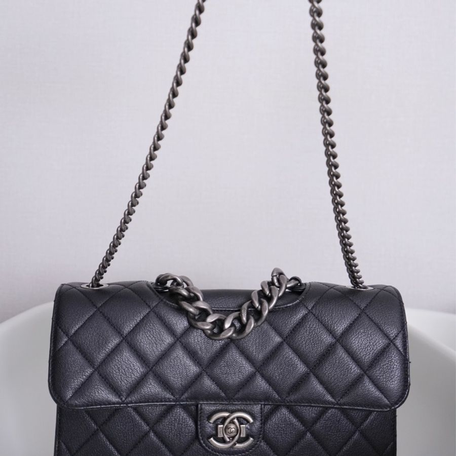 Chanel 帥氣多種背法肩背包 容量大 黑銀荔枝皮-9
