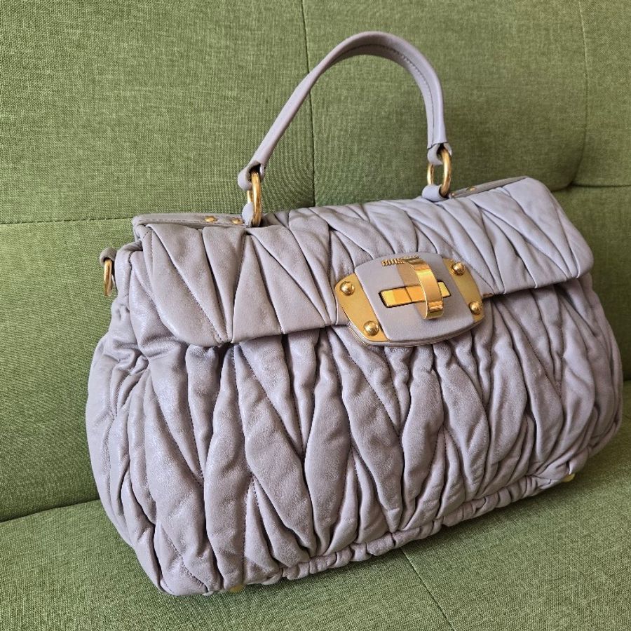 Miu Miu Matelassé 手袋 皮革-11