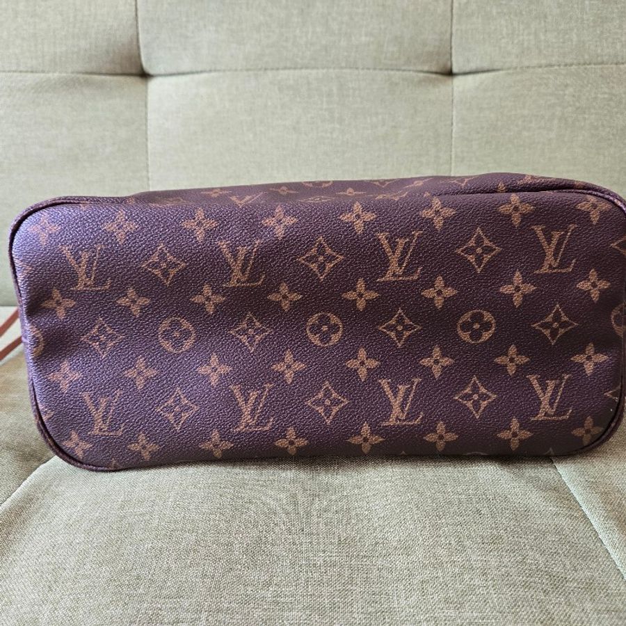 Louis Vuitton Neverfull MM-16
