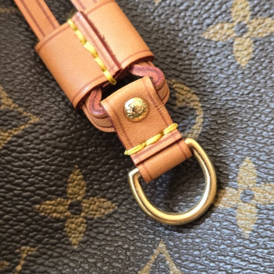 Louis Vuitton Neverfull MM-24