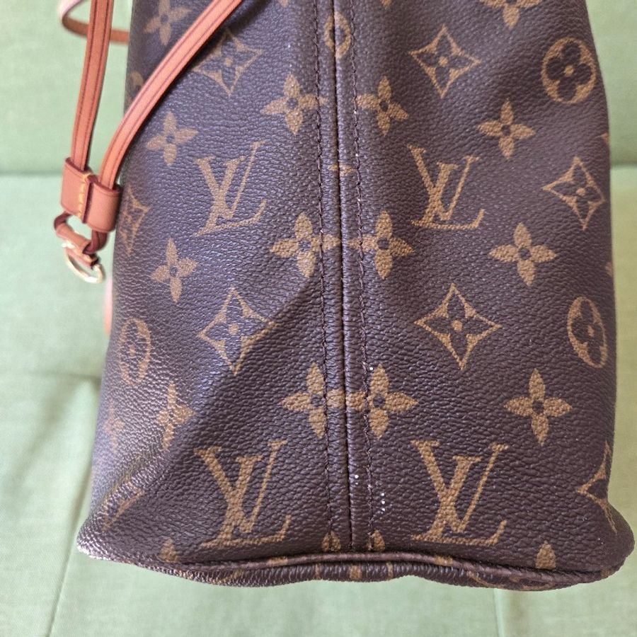 Louis Vuitton Neverfull MM-26