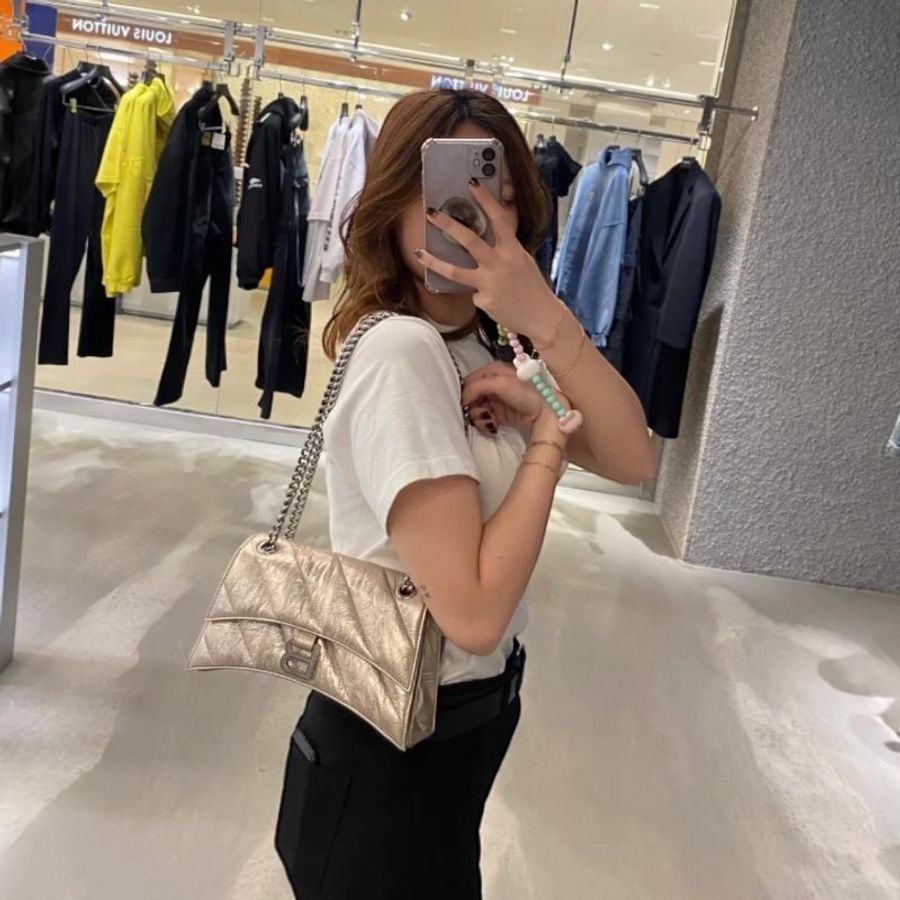 🎁當季特價🎁Balenciaga 781920 小款 Crush 絎縫鏈條包 香檳金-5
