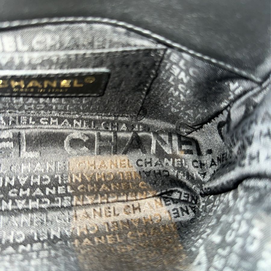 Chanel Cf黑金冰格斜背包🖤配件齊全💫網美必備經典款🔥-32