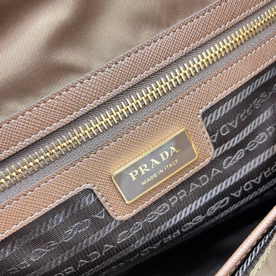 Prada tote bag-4