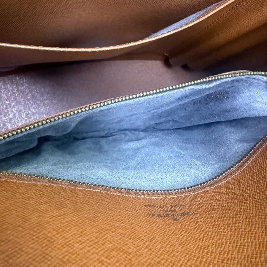 Louis Vuitton Bodylone bag-9
