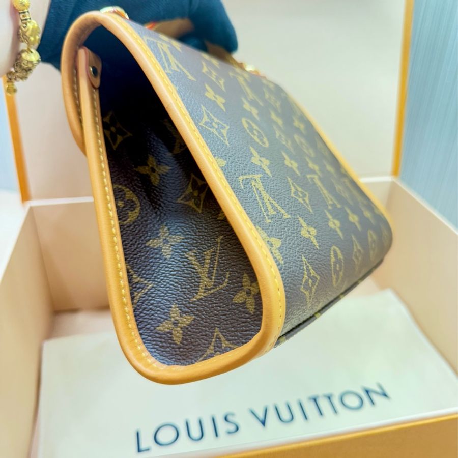 LV M44919 Ivy 復刻公文手提斜背包-11